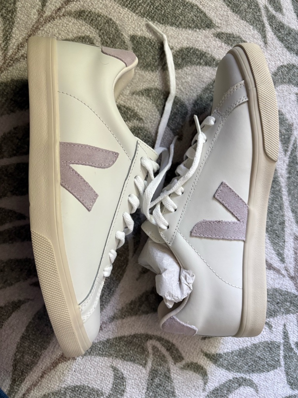 VEJA Sneakers Esplar Leather White Parme - Suede Lavender signature-V
